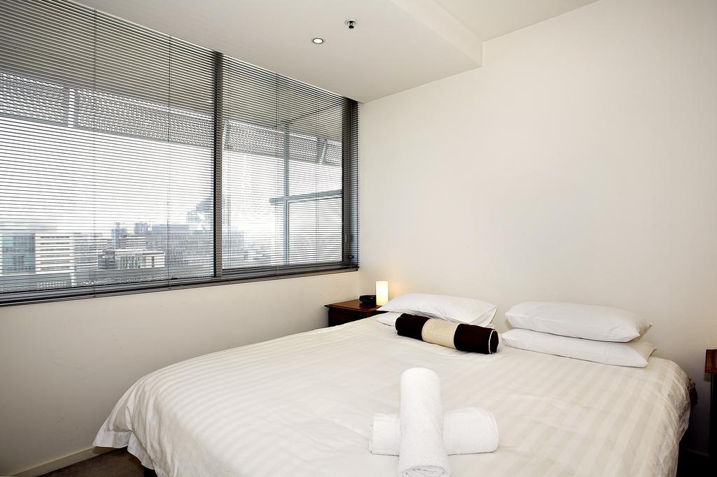 Astra Apartments เมลเบิร์น ห้อง รูปภาพ