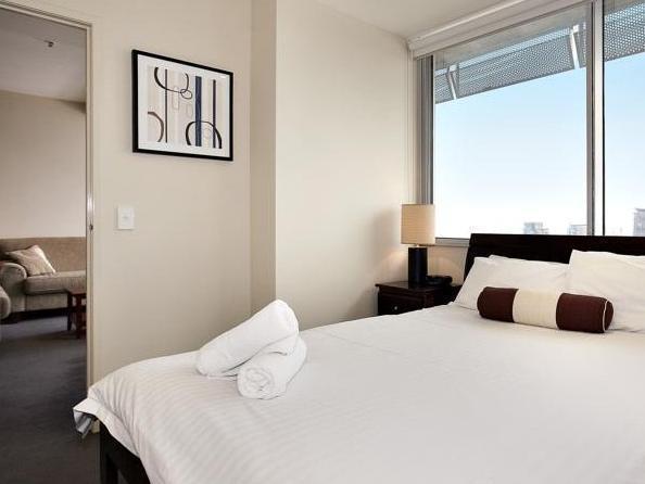 Astra Apartments เมลเบิร์น ภายนอก รูปภาพ